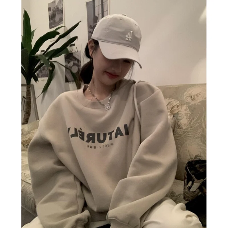 

Women Khaki Sweatshirt Letter Print Crew Neck Korean Fashion Lazy Wind Baggy Fleece Thicken Long Sleeves Pullover Tops Winter