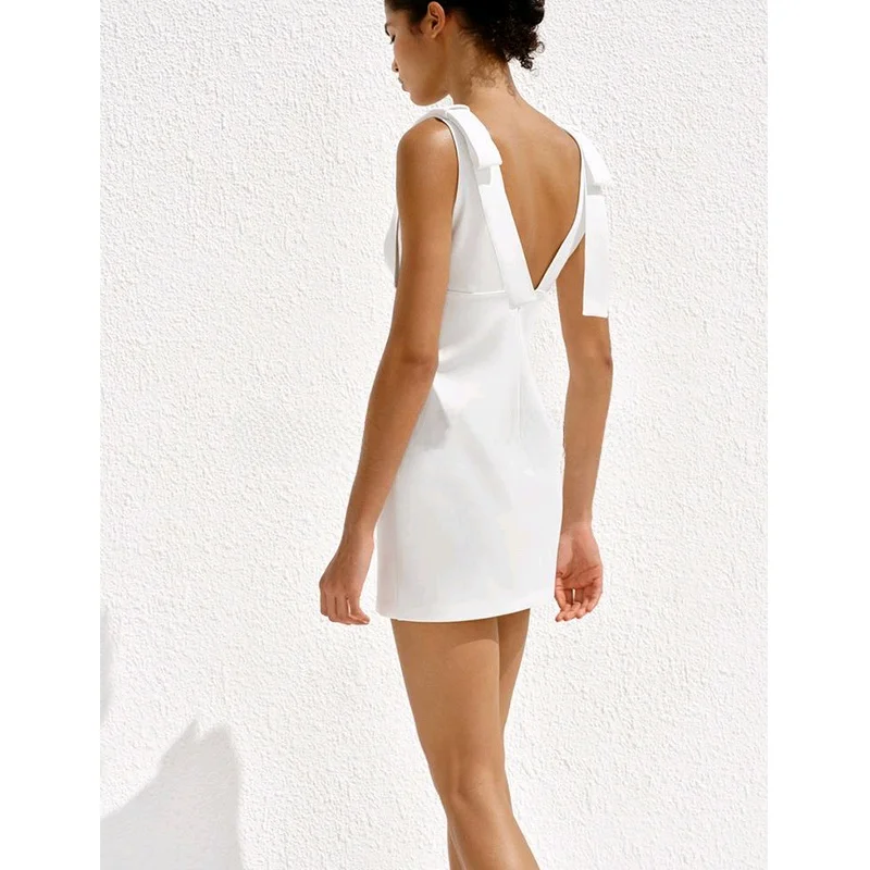 สปริง/ซัมเมอร์ คอลเลคชั่นใหม่ เสื้อผ้าผู้หญิง ดีไซน์เรียบง่าย คอวี แต่งโบว์ผูก ดีไซน์ทันสมัย เหมาะสำหรับใส่ทำงาน ทรงเอวสูง...