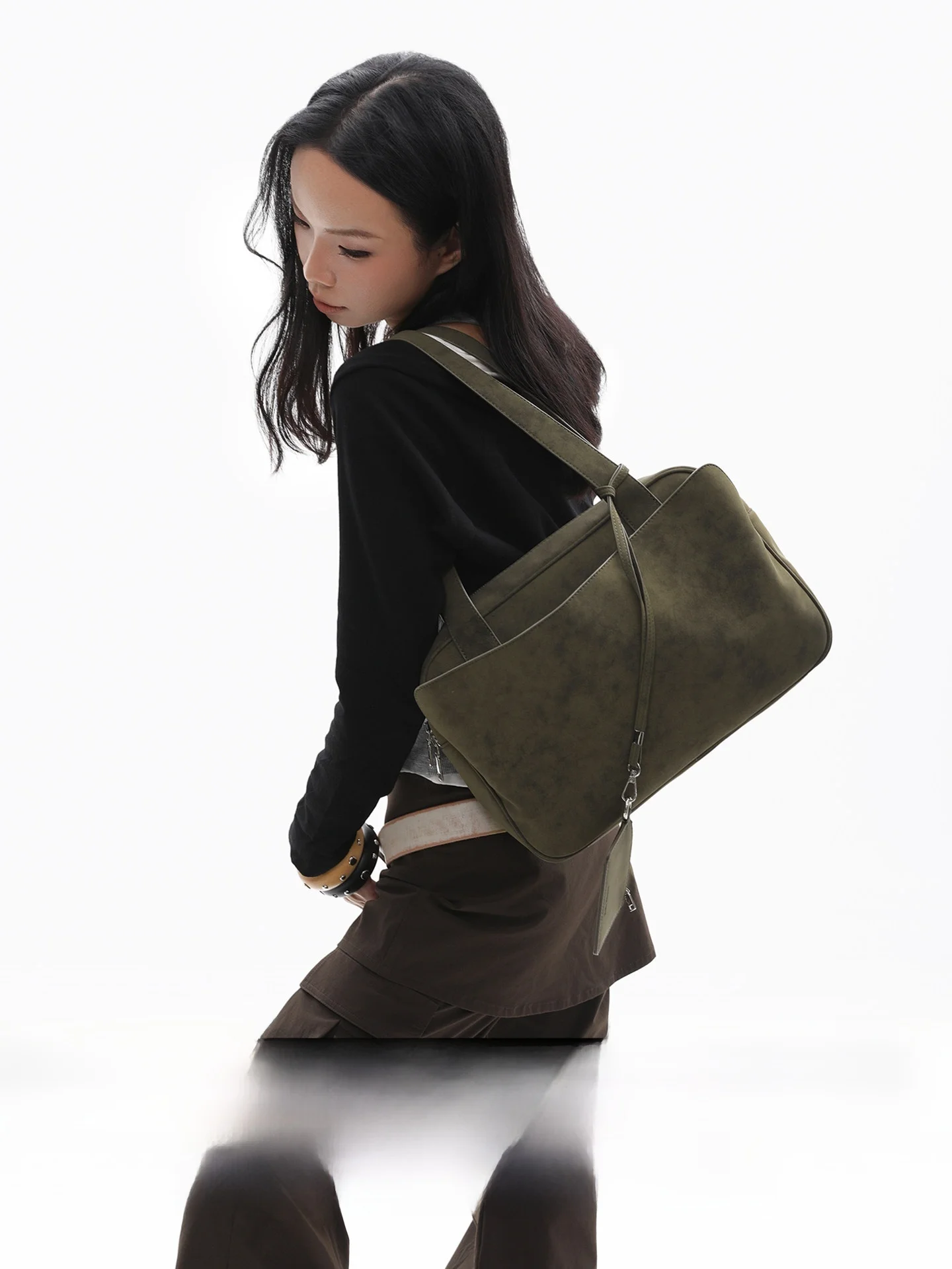 

Original Large Size Kangaroo Bag Boston Bag Pillow Single Shoulder Underarm Bag in Moss Green Fashionable Trending Pure Color
