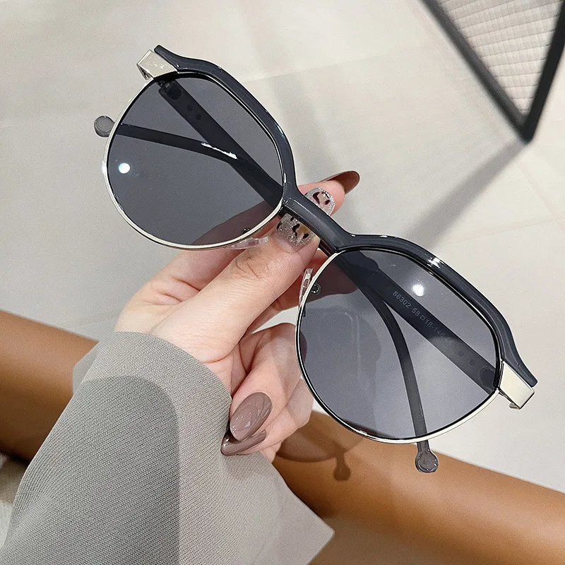 Vintage Retro Style Woman Sun glasses Korean Stylish Semi-rimless Sunglasses Women High Quality Female Sunglass