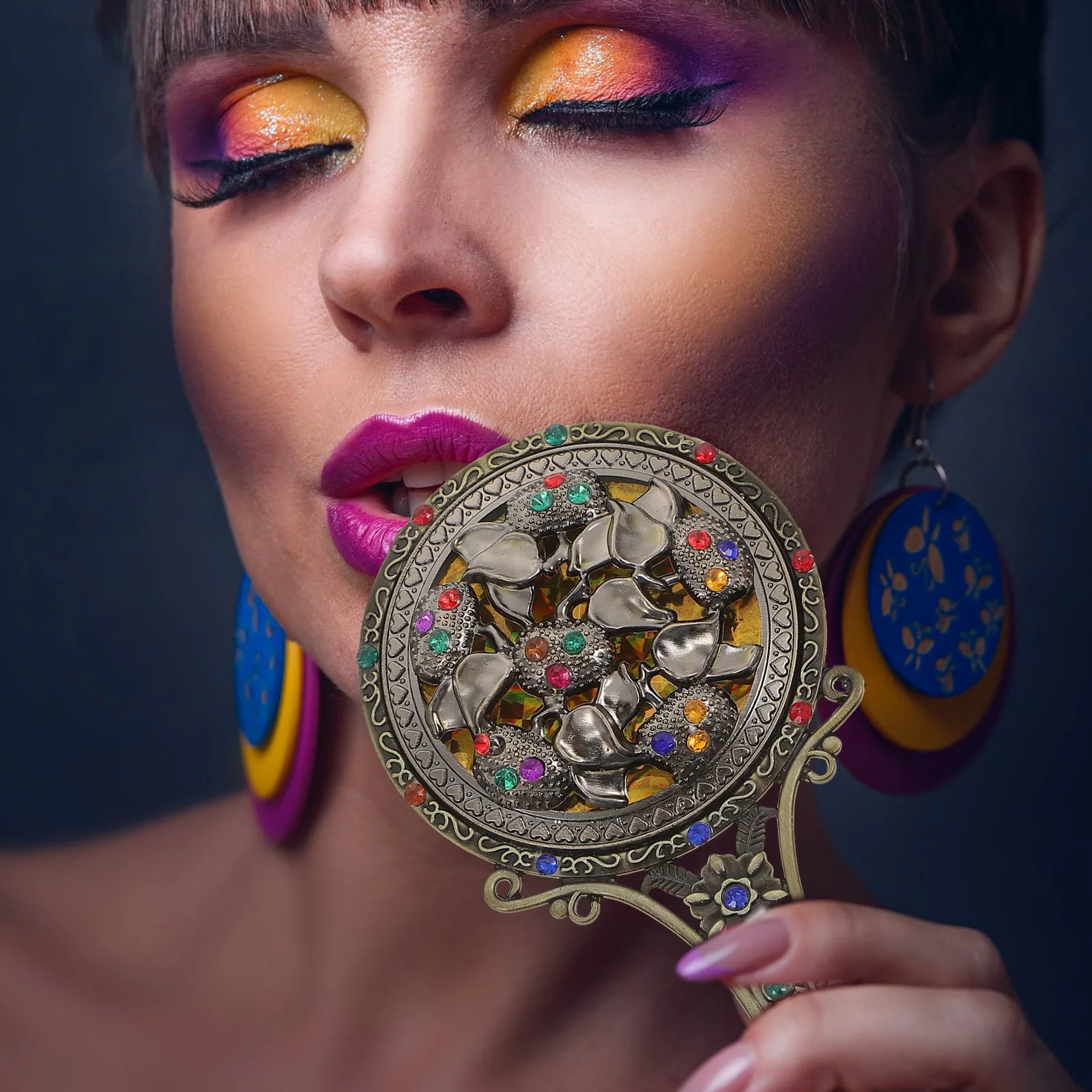 Retro Makeup Set Compact Lightweight Travel Size Unique Mirror Decor High Definition Perfect Gift Women Vanity Mirror Kit