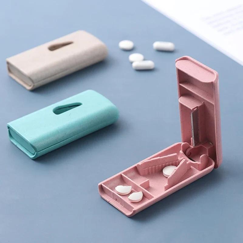 

Creativity of Wheat Plastic Medicine Cutter Rectangular Elderly Tablet Divider Medicine Cutter Pill Box Six Colors
