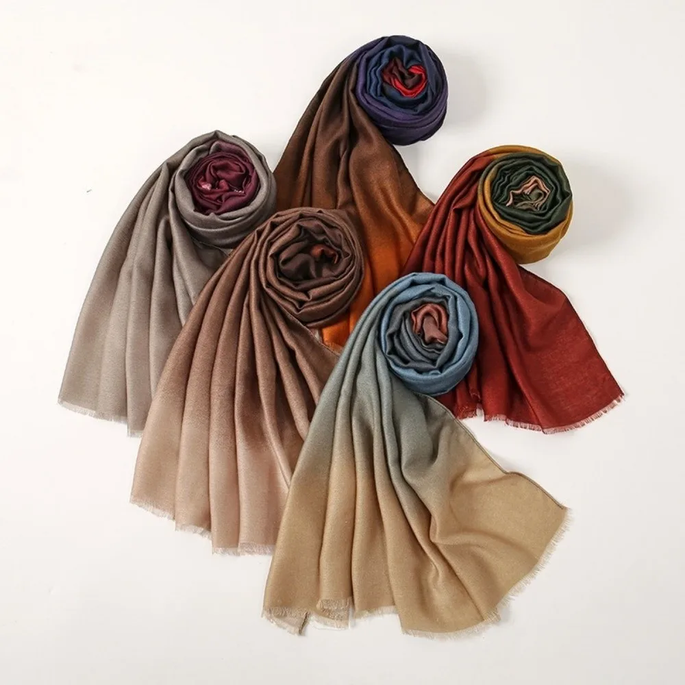 シンプルな綿の女性用ヒジャブスカーフ、タイダイ染めのオンブレロングショール、フリンジ付きヘッドスカーフ、ムスリム女性用ラップ