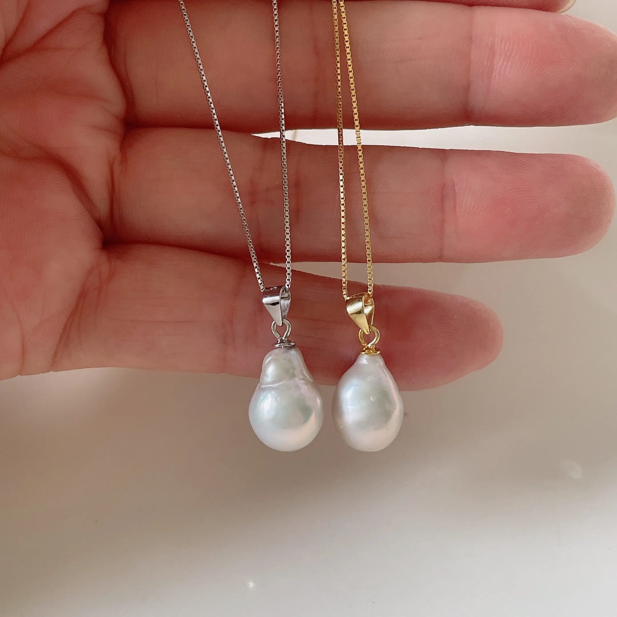 

Natural South Sea Pearl Baroque Pearl Pendant 925s/18 inch