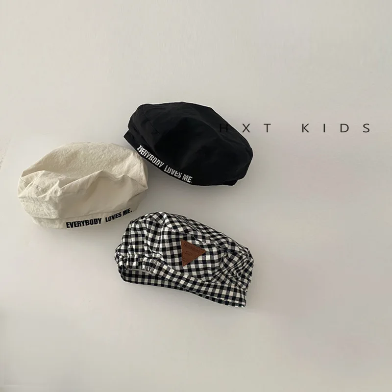 

2024 New Autumn Beret Hat Cotton Baby Boys Winter Sun Cap Toddlers Cute Fashion Plaid Embroidery Hats