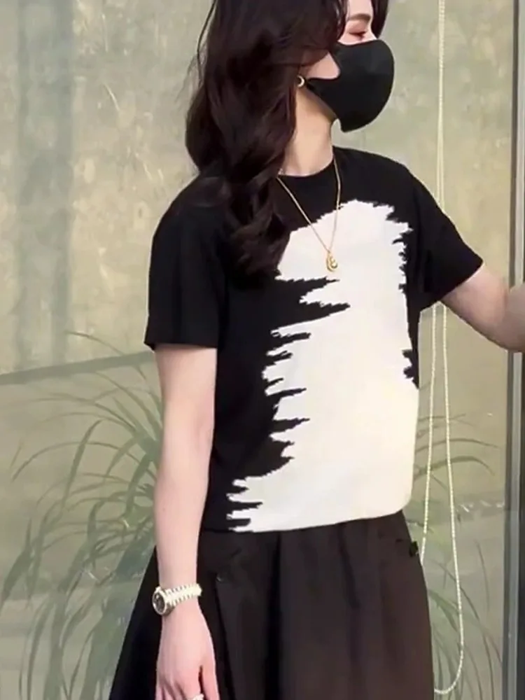 

Модная женская футболка с коротким рукавом в стиле колор-блок, универсальная, простая, для повседневной носки, летняя коллекция 2025, новинка, в корейском стиле Poetic Lin