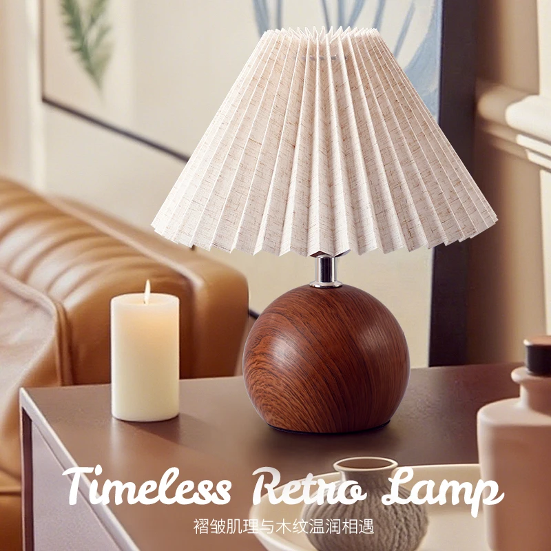 

Retro wood grain pleated table lamp Nordic creative bedroom bedside lamp Warm romantic simple ins wind girl heart lamp