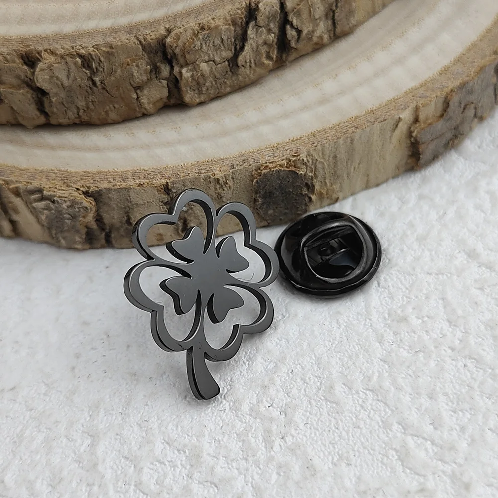 New four-leaf clover men's lapel pin, 316L stainless steel gold-plated badge, black brooch for suit accessories, gift for father - Image 3