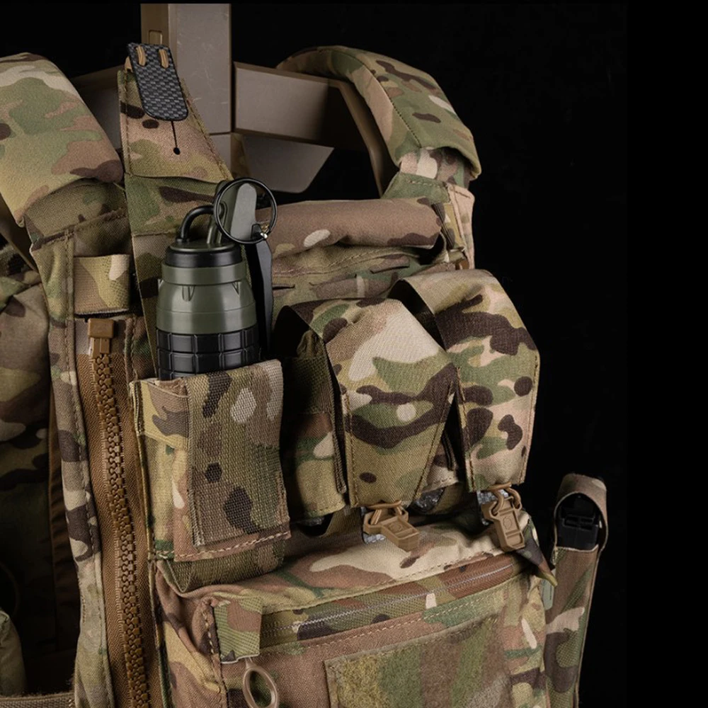 نموذج لعبة قنبلة يدوية افتراضية مع علامات تبويب قابلة للفصل ومساحة تخزين لدعائم أفلام لعب الأدوار والألعاب الخارجية