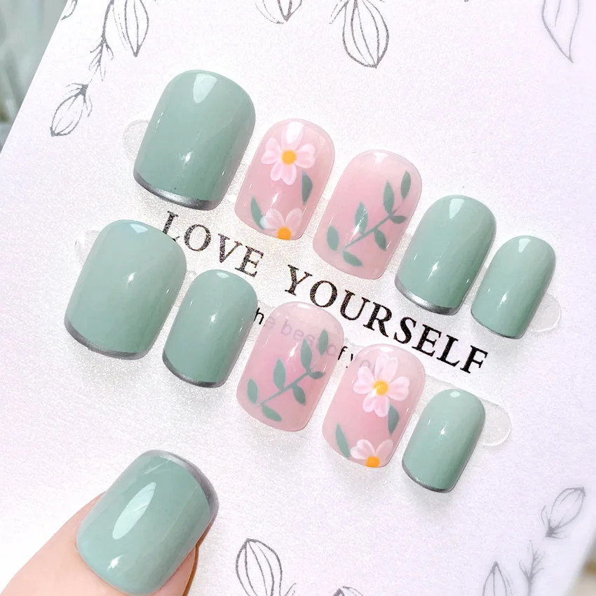 

24pcs Refreshing Press on Nails with Free Glue Small Short Manicure Wearable Nail for Women and Girls Flower and Leaf False Nail