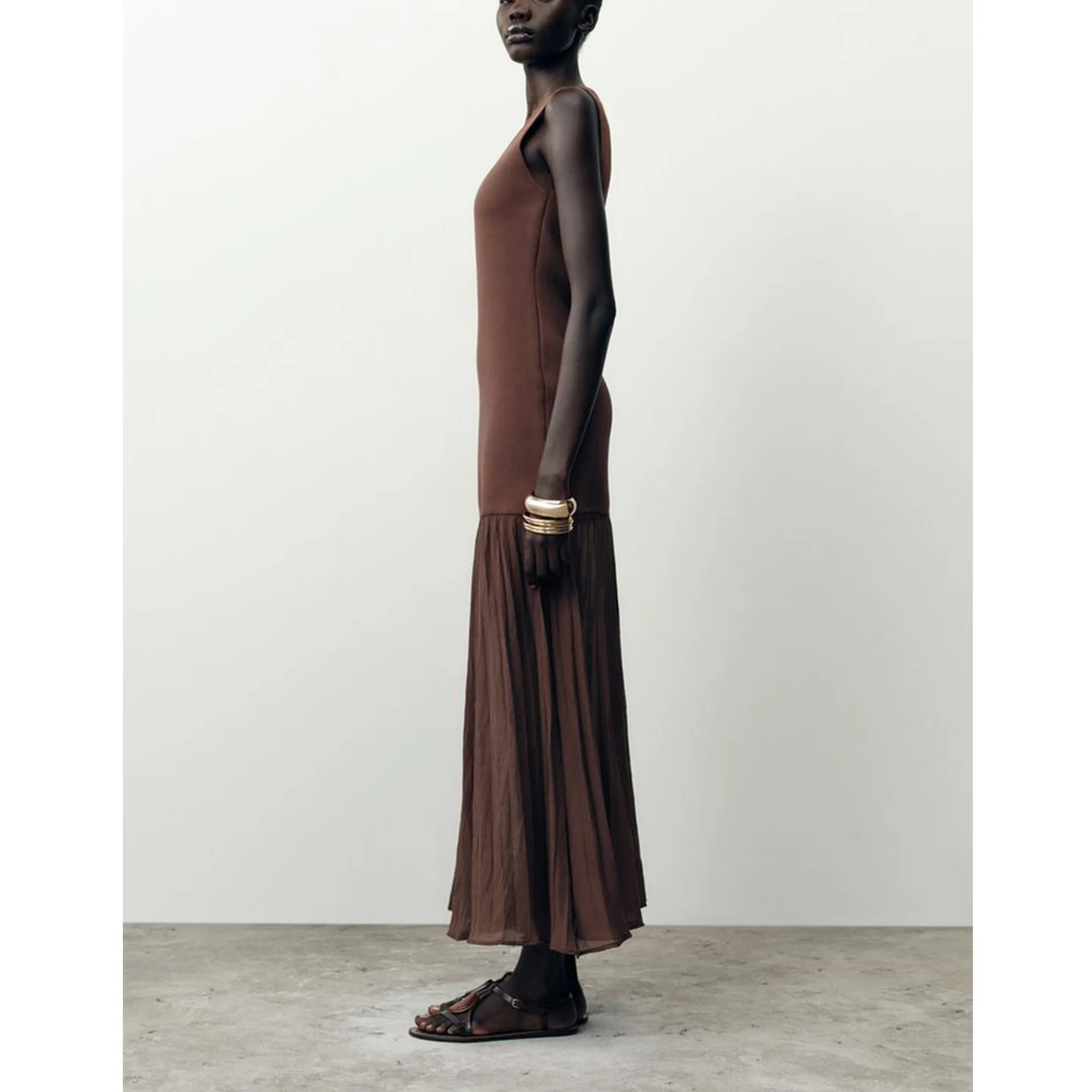 جديد خريف 2025 لون محبوك مستدير Ne Svel Dr نسخة غير رسمية من ألياف البوليستر X لمشهد الترفيه للسيدات #3