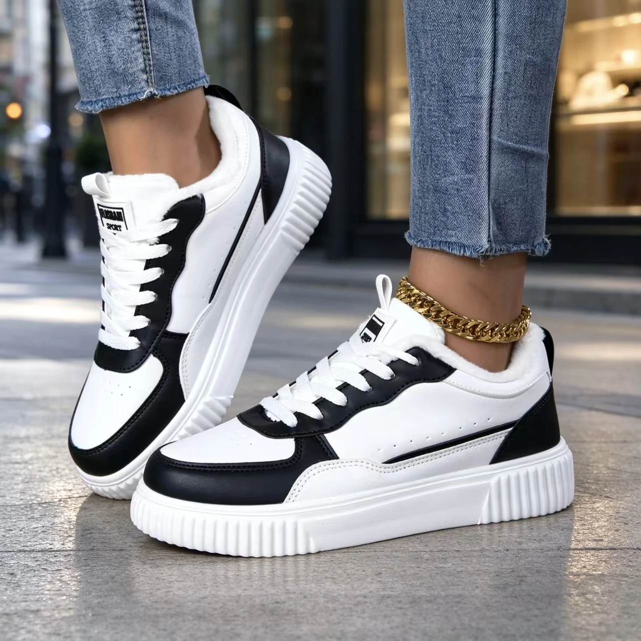 Men's and women's winter warm and fashionable versatile casual white sports shoes, suitable for teenagers, anti slip thick soled