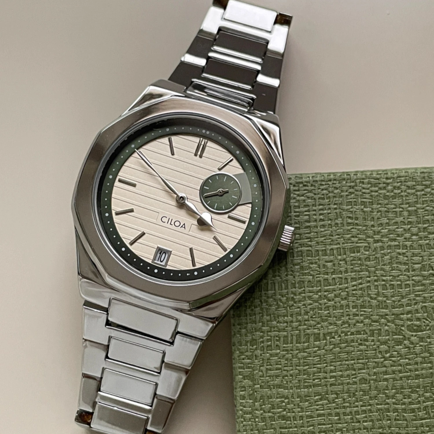 ساعة كوارتز بمينا كبير للرجال من CILOA - بسيطة وجديدة، كاجوال وعملية، مقاومة للماء 506