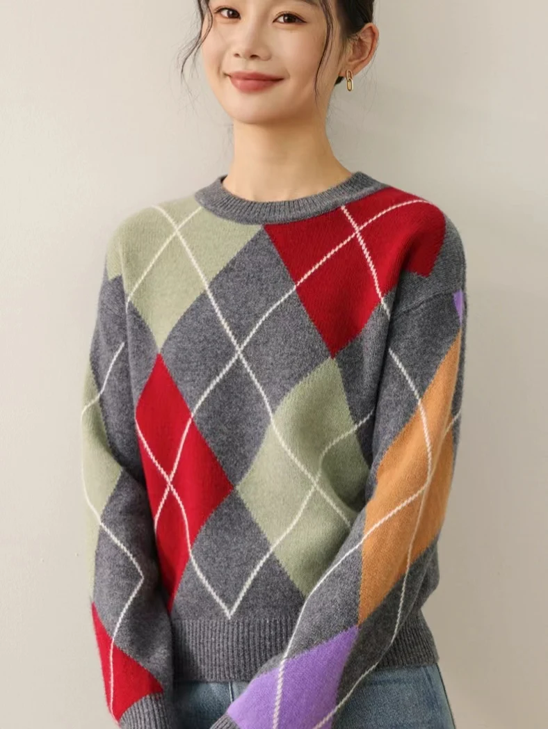 100% ميرينو رداء علوي من الصوف للنساء 2025 خريف شتاء دافئ فضفاض جديد متعدد الاستخدامات س الرقبة الماس اللون حجب الصوف تريكو