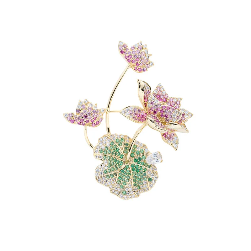 この中国風の銅象嵌ジルコン蓮の葉のブローチは、女性に豪華で壮大でエレガントでハイエンドの魅力を放ちます。
