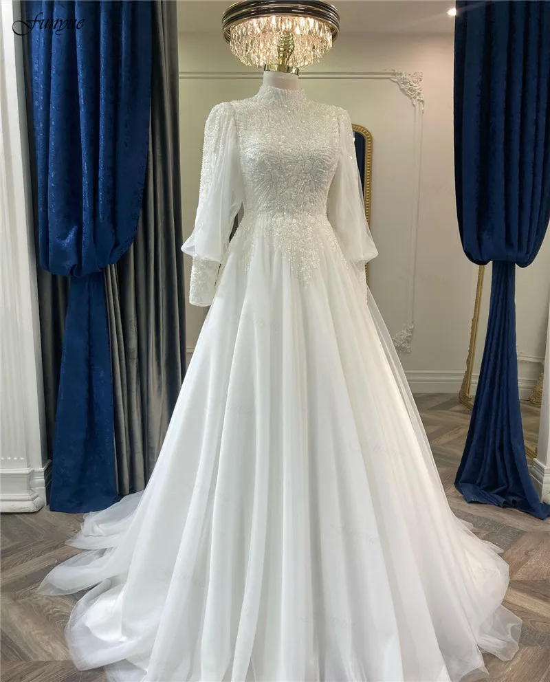 

Funyue Elegant High Neck Plus Size Bespoke Wedding Dress A-Line Beading Bodice Tulle Vestidos De Casamento White Bridal Dress