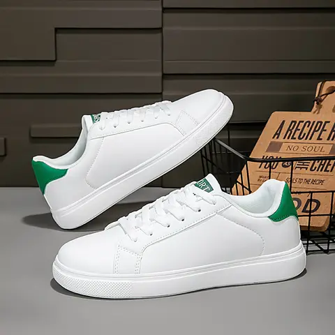 New Men Board shoes Running Mesh Fashion Casual Sneakers Outdoor Comfortable Soft Training Walking Race Thick soles White Shoes