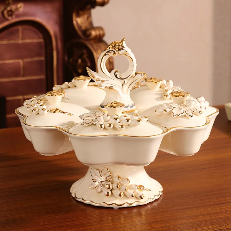 Luxury European fruit plate ceramic high-end creative rotating dried  grid with cover household coffee table ornament