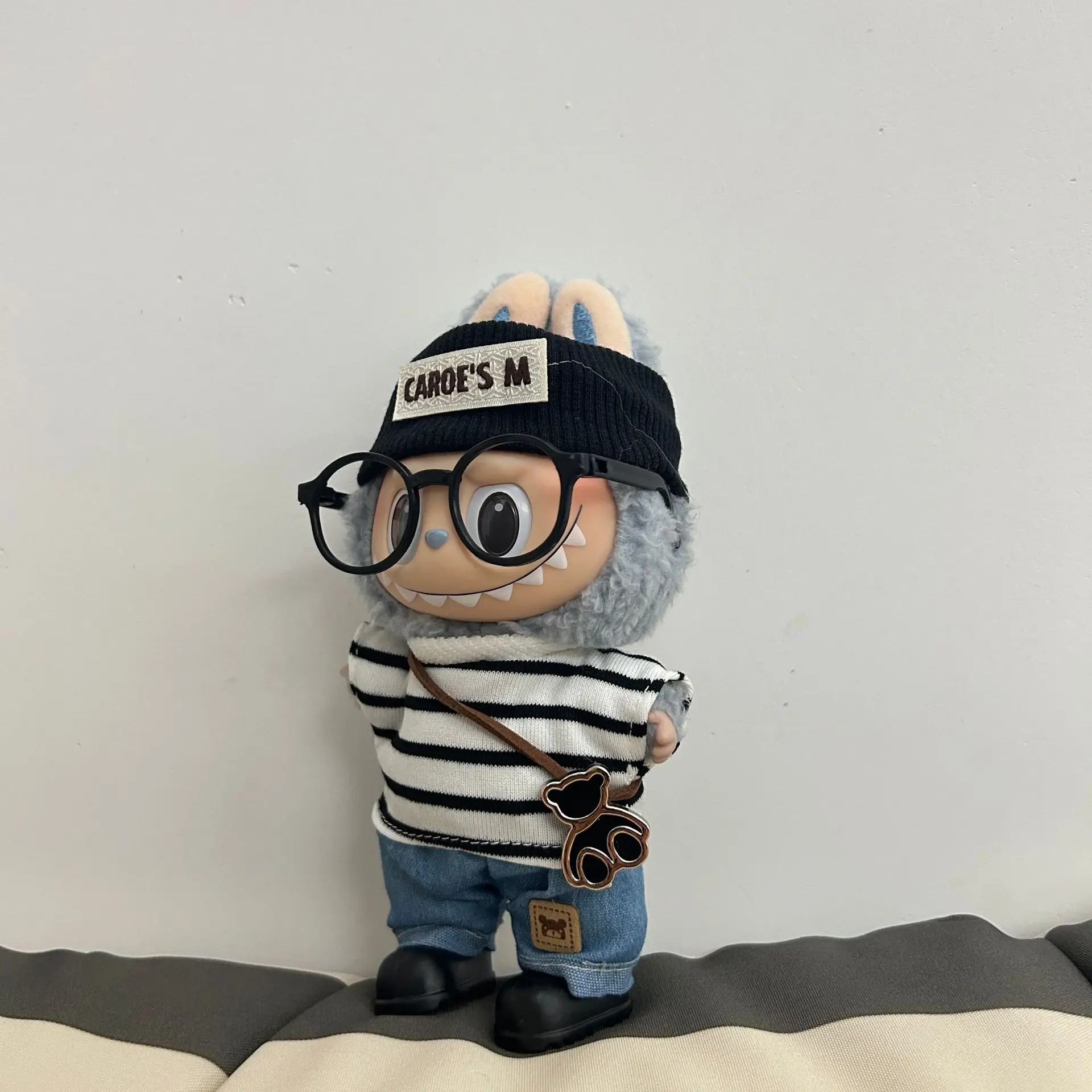 2025 The New Hot-selling Labubu Clothes Striped Tops with Denim Trousers Trendy Wear Simple and Versatile Advanced Sense