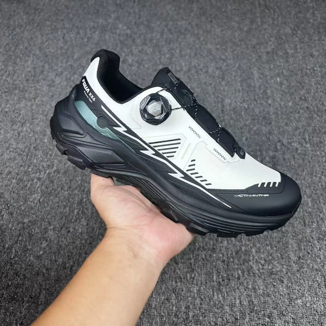 Unisex trail running shoes Outdoor sports shoes Comfortable walking trainers Quick-lace training, hiking and running shoes