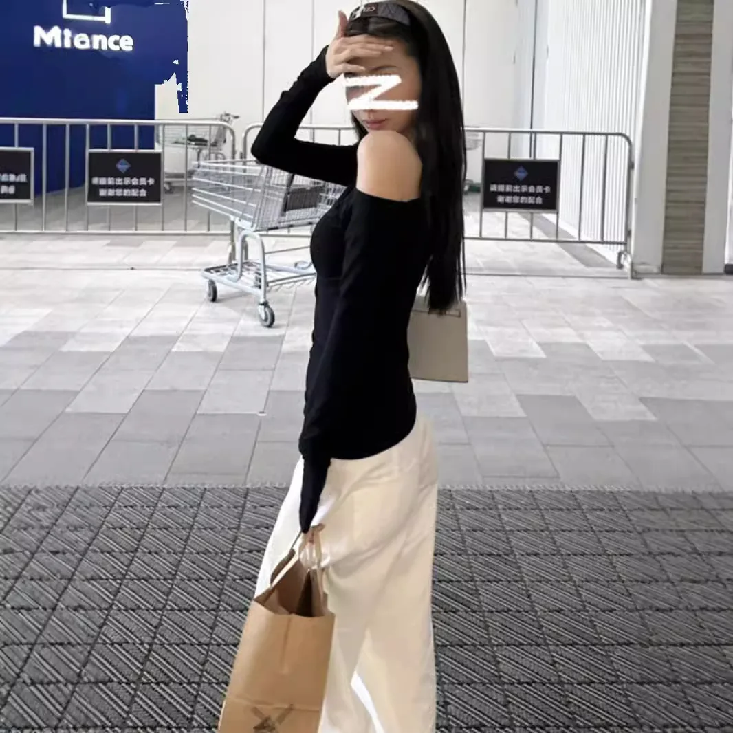 1 szt. Wiosna jesień moda skośny kołnierzyk Off-shoulder t-shirty z długimi rękawami damskie nowe solidne Slim Fit seksowne koszulki koszule studenckie topy