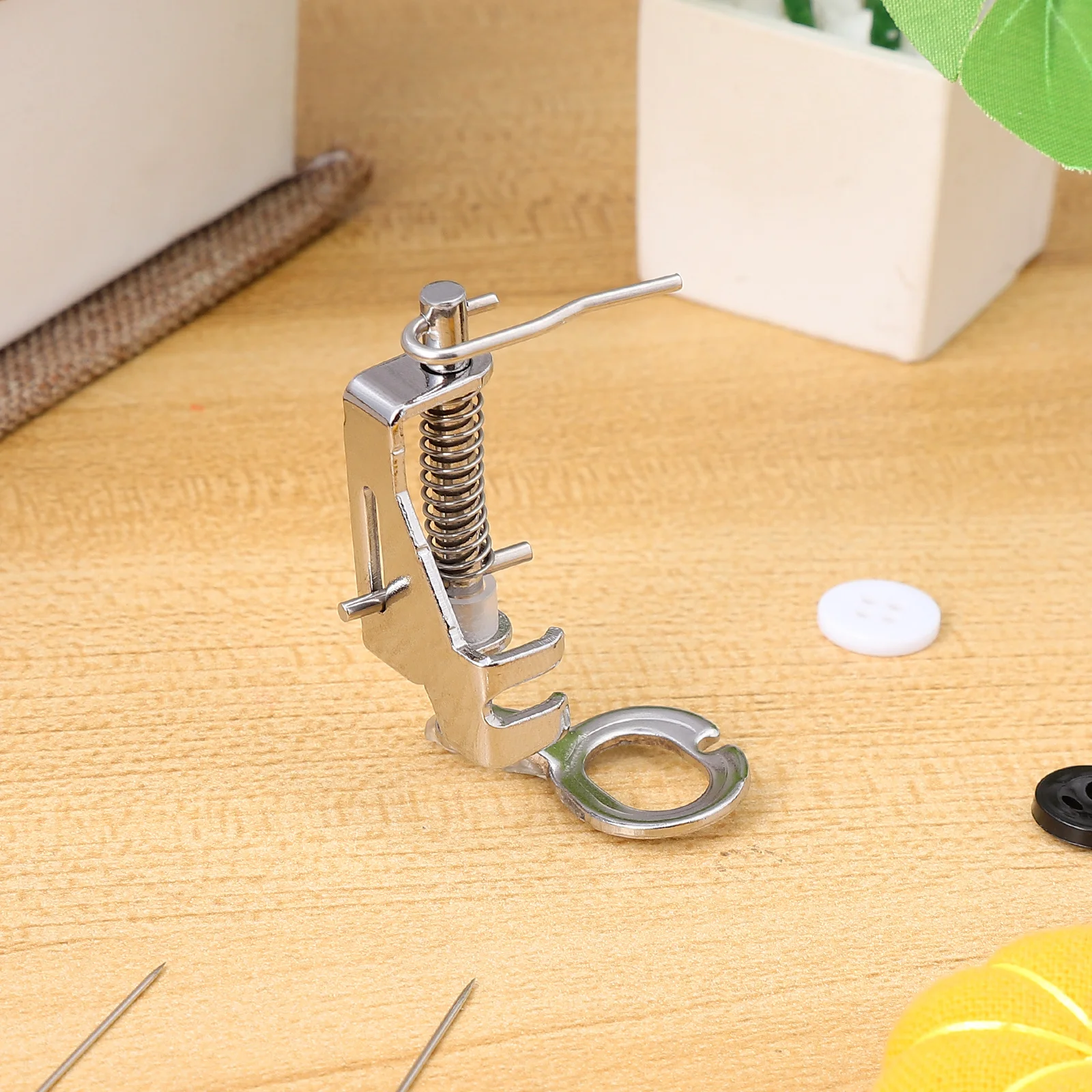 

Free Motion Quilting Presser Foot Metal Silver for Domestic Low-Shank Sewing Machines Embroidery Darning Quilting Monogramming