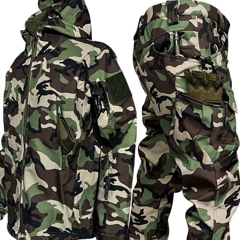 Novo inverno engrossar terno camuflado masculino à prova dwaterproof água conjunto de treinamento tático multi-bolso com capuz jaqueta calças de lã caça ao ar livre 2 peças