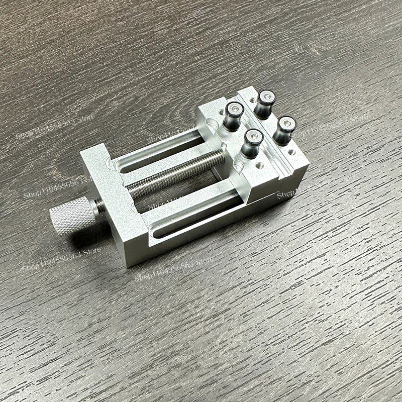 

Multi-Functional Mini Bench Vise - High-Precision Aluminum Alloy Clamp for Workbench