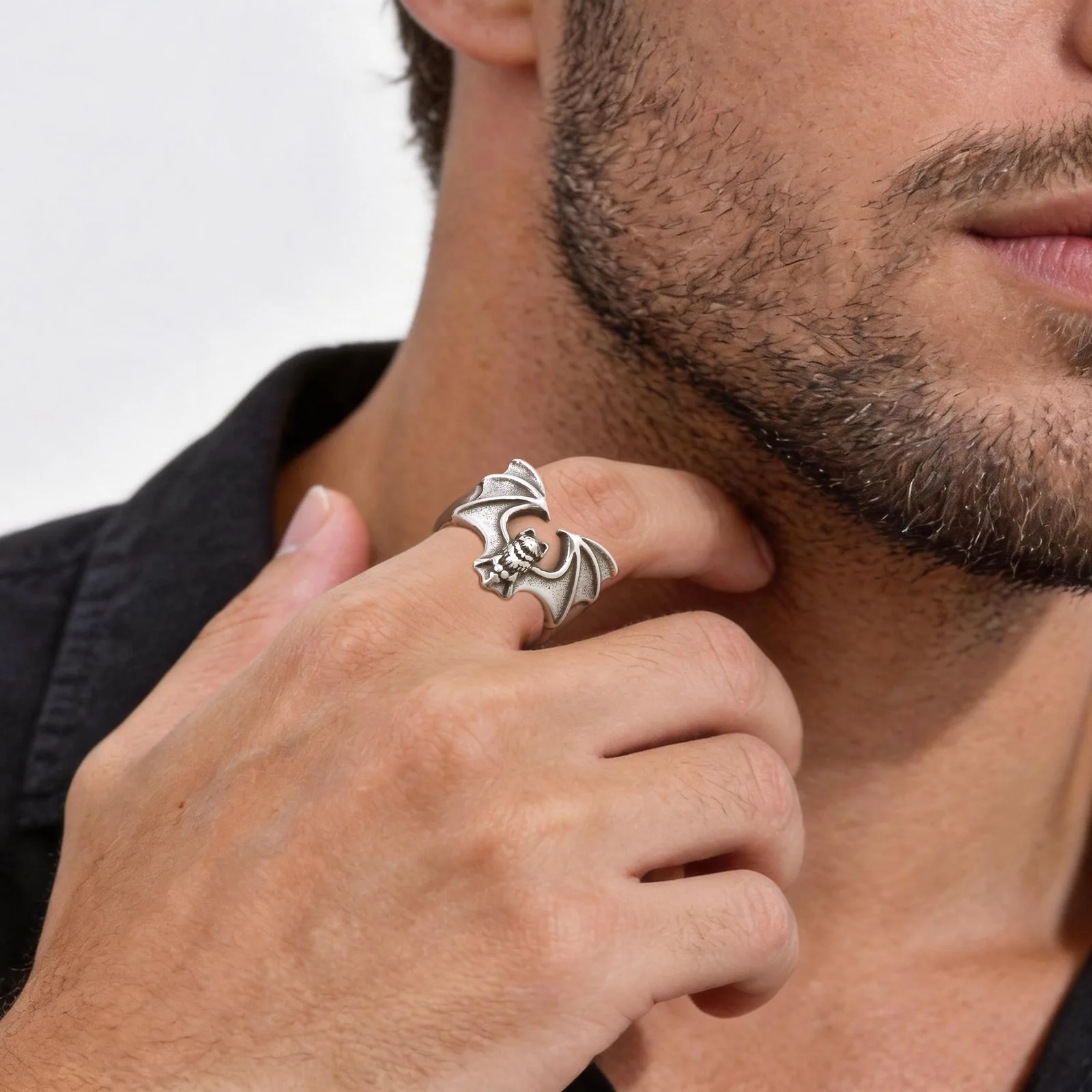 Gotischer Edelstahl-Fledermausring für Männer und Jungen, Rock-Punk Großer Geflügelter Fledermaus-Retro-Ring, Halloween-Party-Schmuckgeschenk – Detail 4