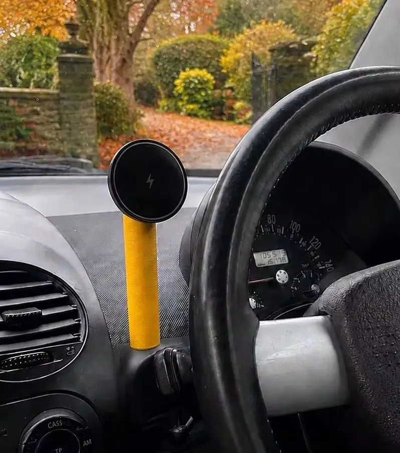 Yellow Vase Design, Premium Grade RHD Yellow Vase Mag Safe Charg er Mount For VW New Beetle 1998-2010 RHD