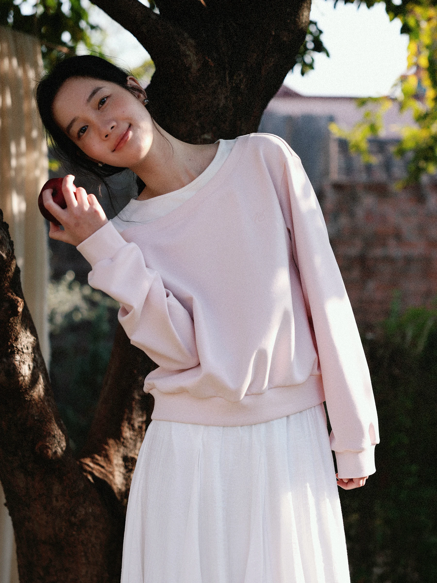 

MUNNS RUIXI Sakura Season Pink Knitted Off-Shoulder Sweatshirt Loose Simple Design Top Women's Casual Fashion Spring Collection