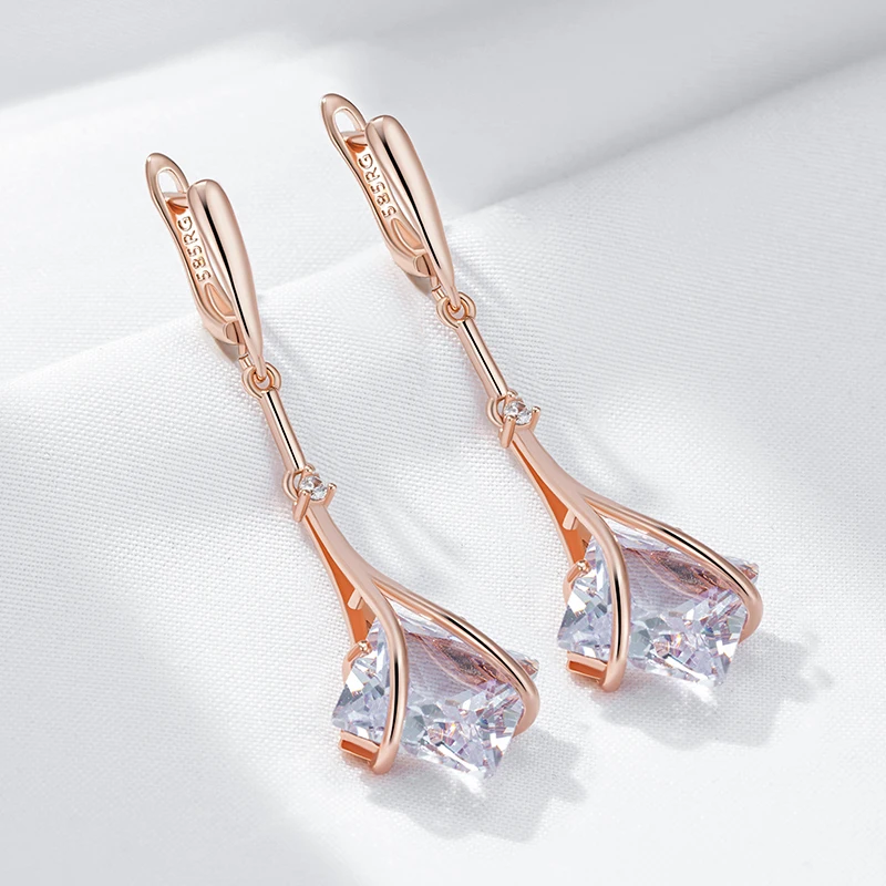 Wbmqda Glänzende weiße natürliche Zirkon lange Tropfenohrringe für Frauen 585er Roségold Farbe Luxus Braut Hochzeit Schmuck