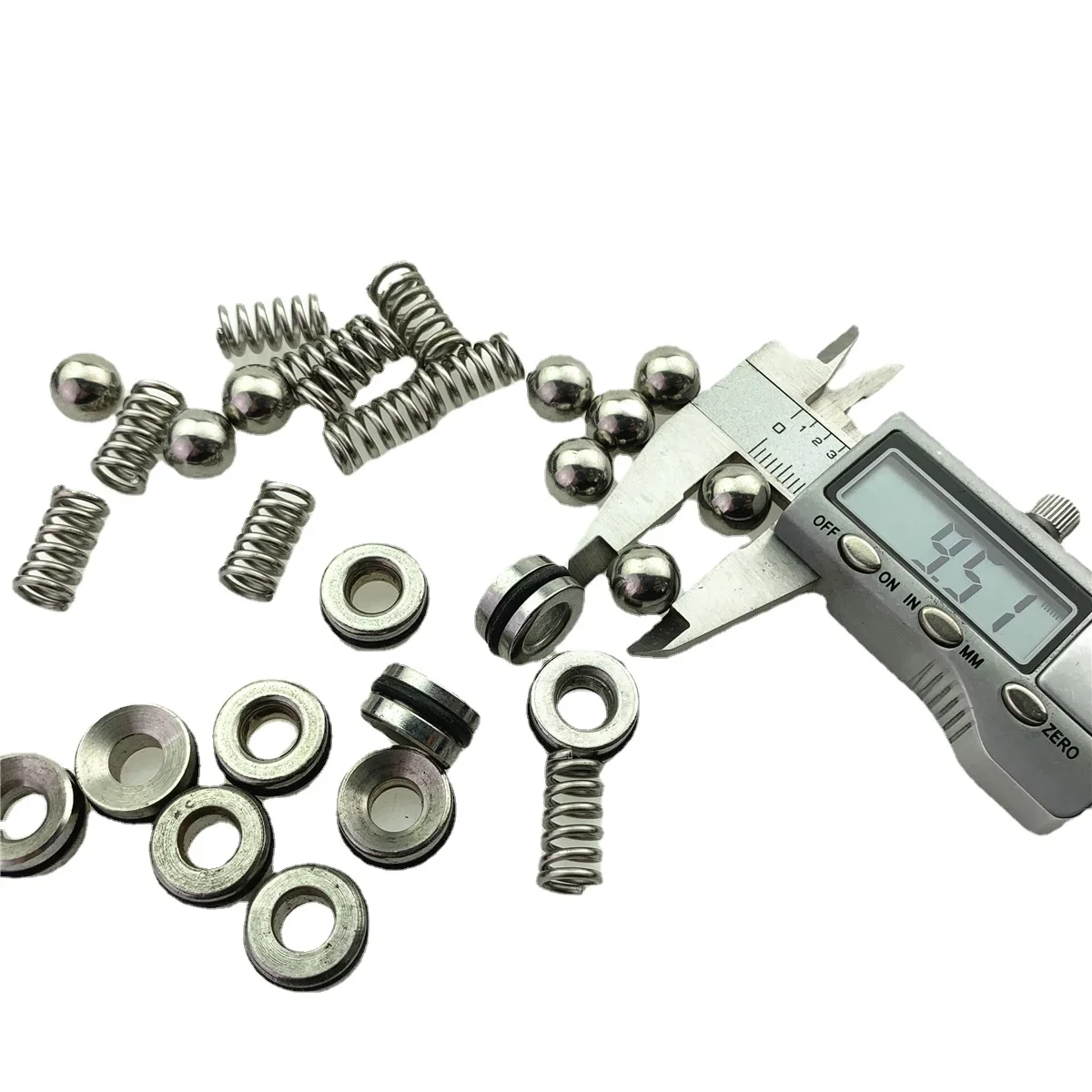 280 380 Type High Pressure Washer Car Washer Brush Car Pump Accessories Pressure Regulating Steel Ball Valve Seat