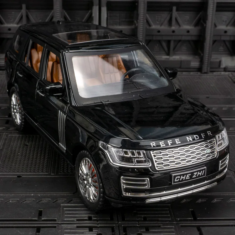 

Simulation 1:24 Road Bluff Range Rover alloy off-road vehicle model sound and light recovery toy car collection