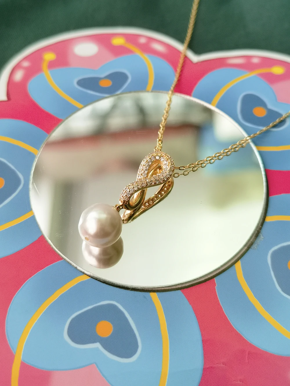 Natural Shell Beads Women Necklace Real Gold-Plated Cross Chain Mobius Clean Stone Simple Style Jewelry