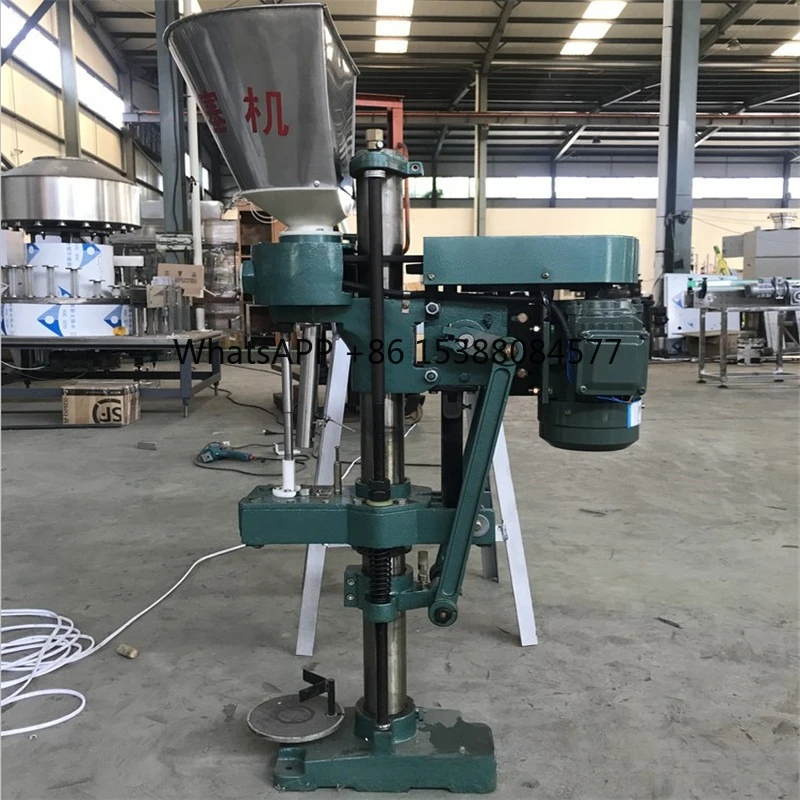 

Полуавтоматическая машина для укупорки винных бутылок деревянными пробками, пробками-таппиками и дубовыми пробками