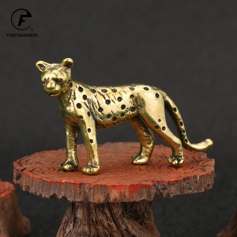 Vintage Solid Brass Cheetah Small Statue Desktop Ornaments Pen Rack Lucky Animal Leopard Figurines Miniatures Crafts Decorations