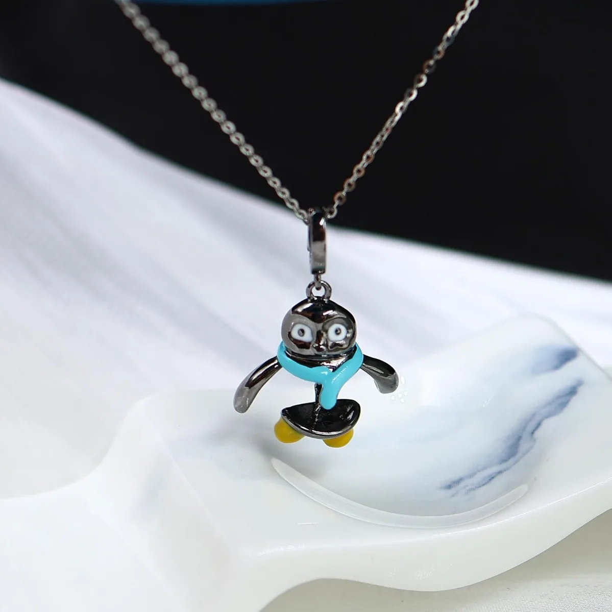 Brass Gold Plated Cute Penguin Pearl Pendant Blank Setting, Sweet DIY Jewelry Accessories Fits 12-13mm Pearl