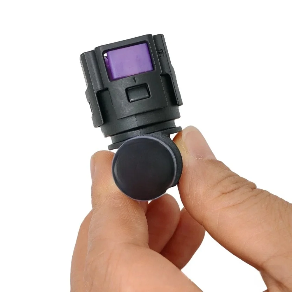 Three-Way Adapter Designed for For battery Box Coolant Flow Management in New Energy Vehicles with 12mm Inner Diameter