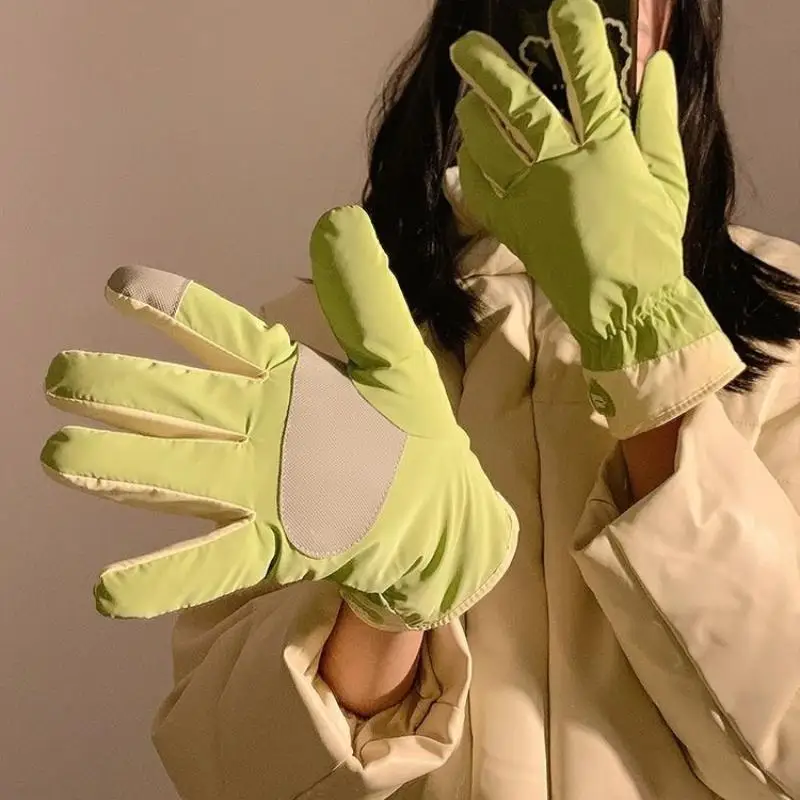 زوج واحد من قفازات الخريف والشتاء الدافئة للنساء، شاشة لمس لطيفة وقطيفة، قفازات ركوب الدراجات الرياضية الخارجية المقاومة للبرودة #3