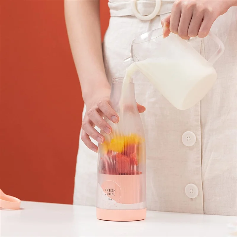 

Портативный блендер AA96, небольшой блендер для коктейлей и смузи, блендер для индивидуальных путешествий с магнитной USB-перезаряжаемой батареей A