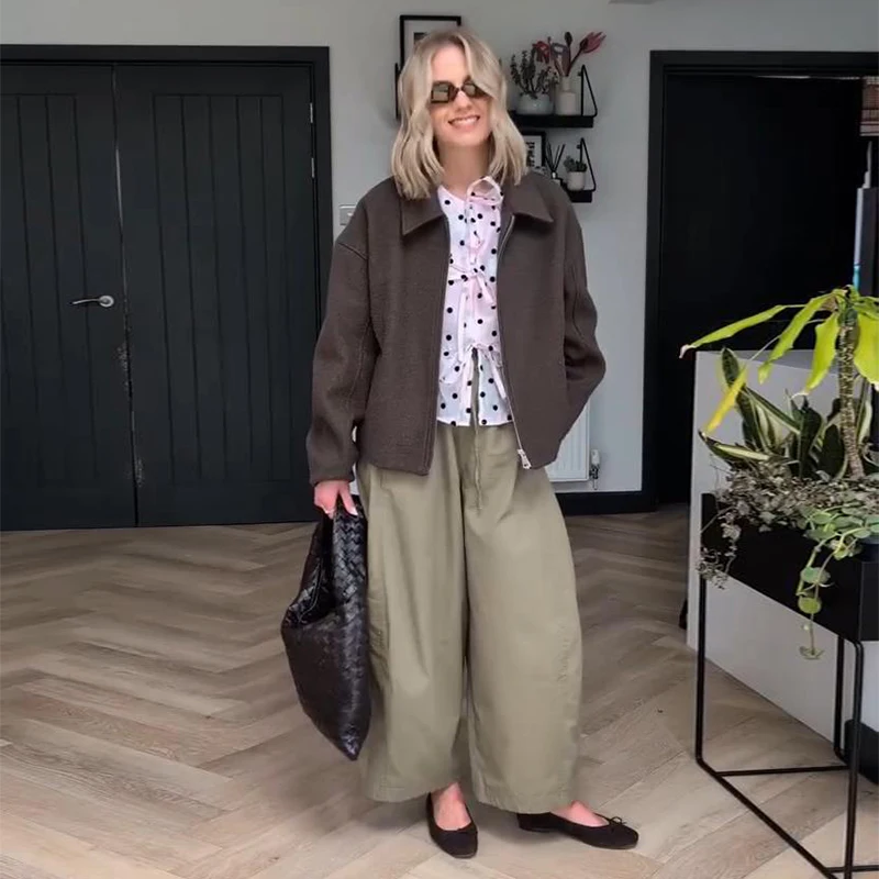 Übergroße Kurze Wolljacken für Damen mit Revers, Langen Ärmeln, Reißverschlusstaschen, Einfarbig, Locker Geschnitten, Schicke Herbst-Neuheiten Oberbekleidung – Detail 10