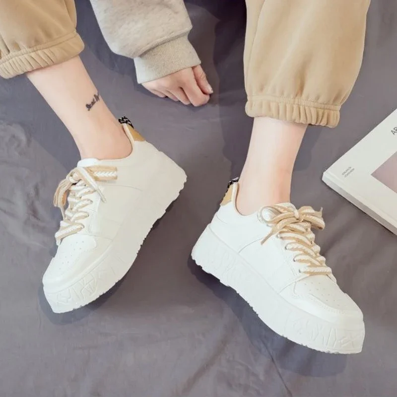 Unisex White Canvas Sneakers Collection Lightweight Chunky Sole Streetwear Essential for Women Instagrammable Minimalist Style​