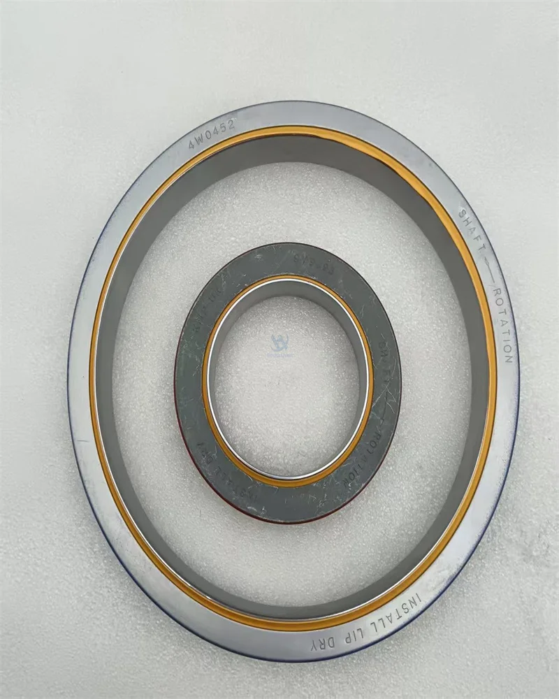 

Diesel Engine Crankshaft Seal Assembly 4W-0452 4W0452 for Caterpillar 3304 3306 Engine Oil Seal 9Y-9895 9Y9895