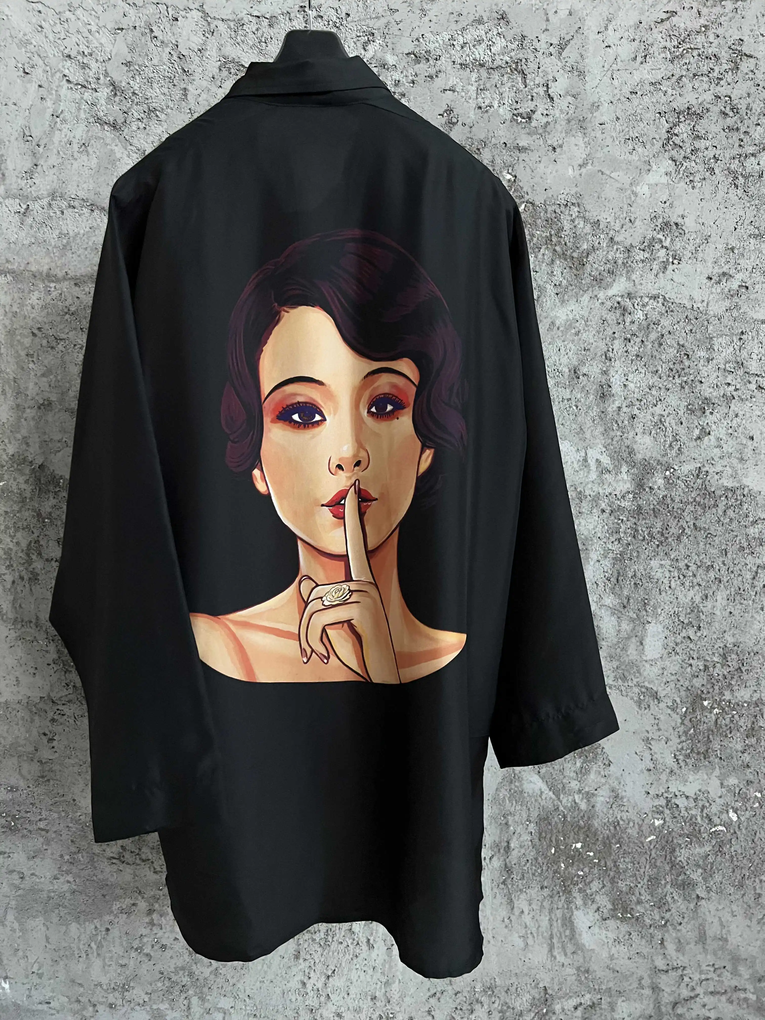 

Оригинальная мужская шелковая рубашка с портретом красоты Showa с принтом тутового шелка