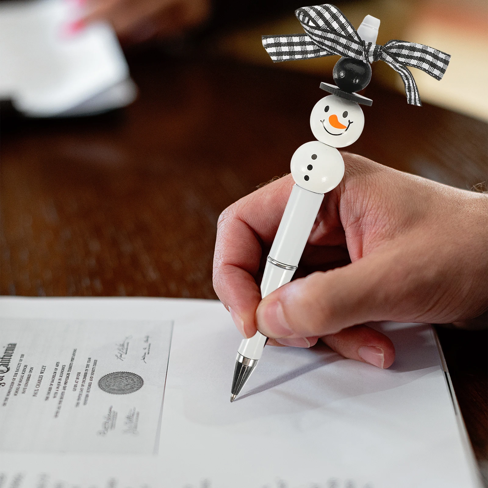 

Christmas Beadable Pens Bulk Fun Pens For Adults Unique Design Portable Ballpoint Pen Kit Smooth Writing Craft Gift