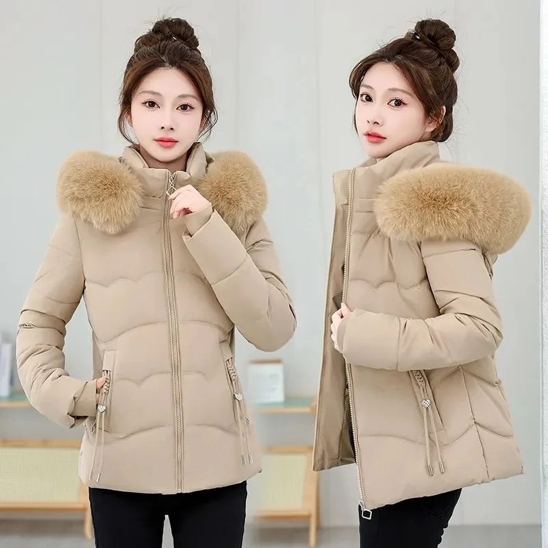

Women Winter Fur Collar Hooded Parka Fashion Letter Patch Zipper Pockets Design Jacket Elegant Slim Warm Thick Female Coats