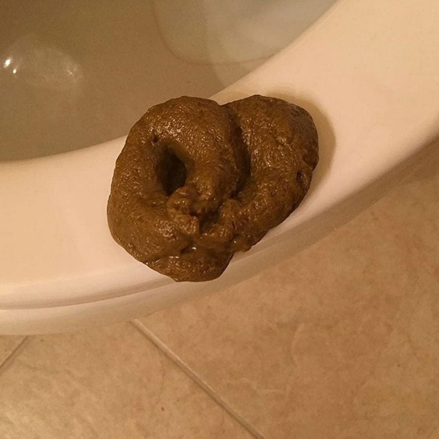 Jouet de merde réaliste, 8 pièces, fausse turd, Gags pour adultes et blague pratique, merde de caca pour Halloween, fournitures de fête du poisson d'avril