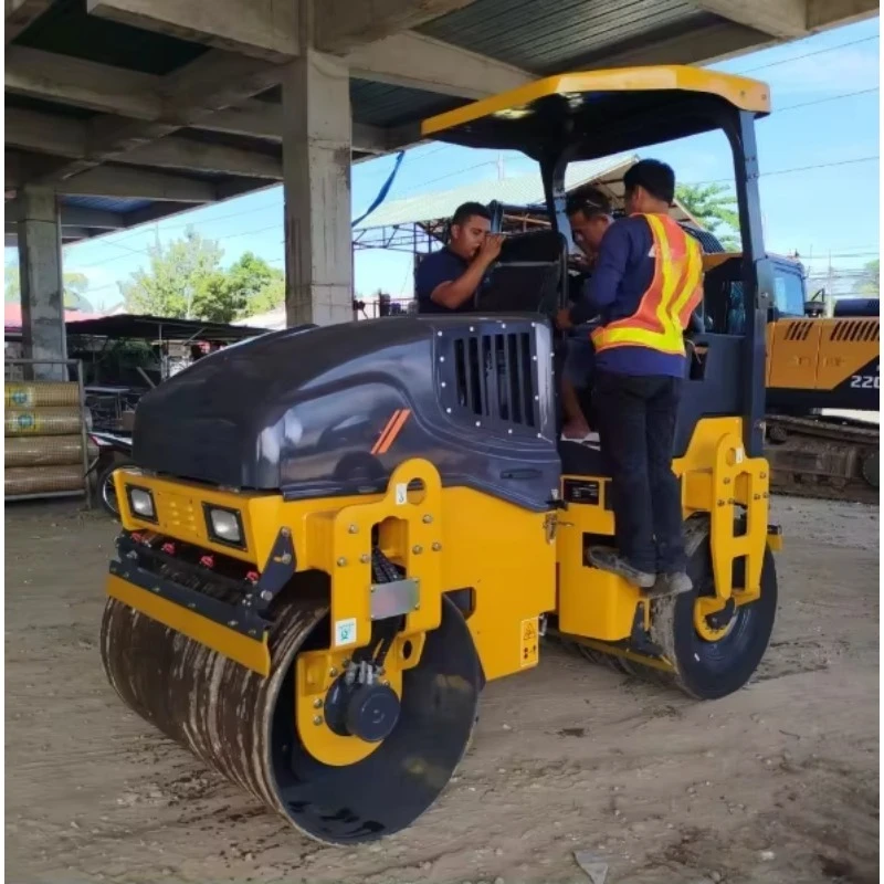 Off-road All Terrain Road Roller 4WD Drive Compaction Equipment Complex Ground Construction Machinery Customized Tire Tread Sale