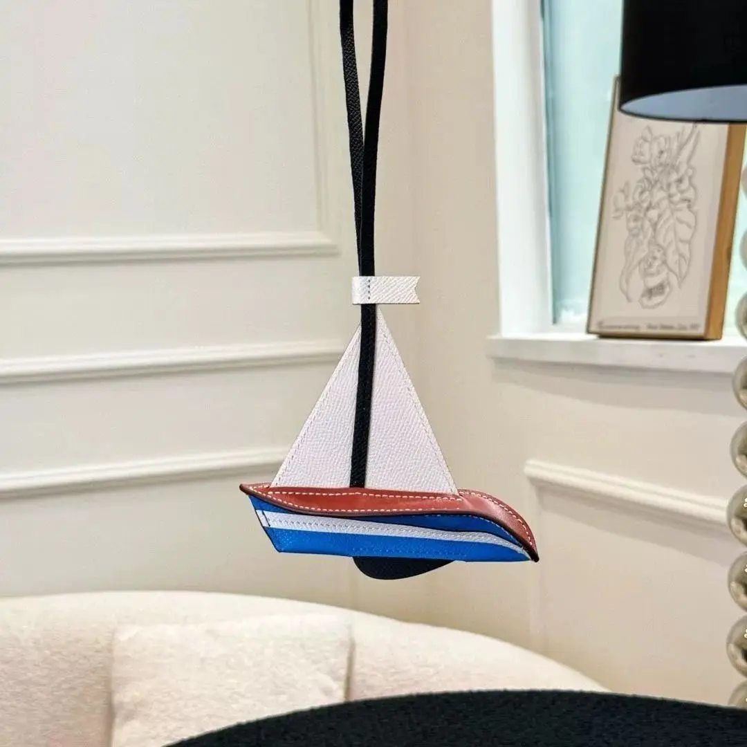 Sailboat Bag Pendant Handcraft Sewn Leather Bagpack Decoration Cowhide Car Keychain Bag Pendant Hanging Accessories